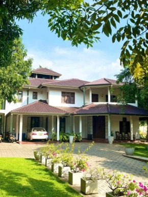 Golden Residence